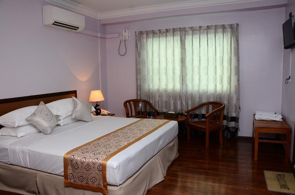 Great Glory Hotel Γιανγκόν Εξωτερικό φωτογραφία