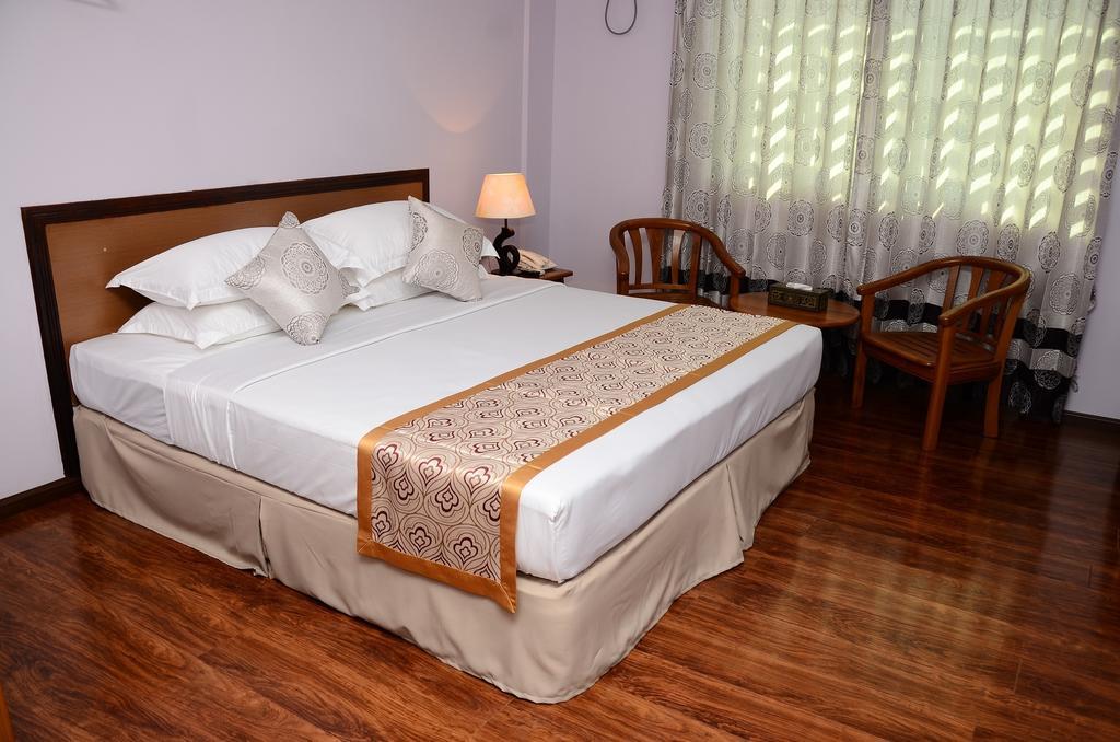 Great Glory Hotel Γιανγκόν Εξωτερικό φωτογραφία