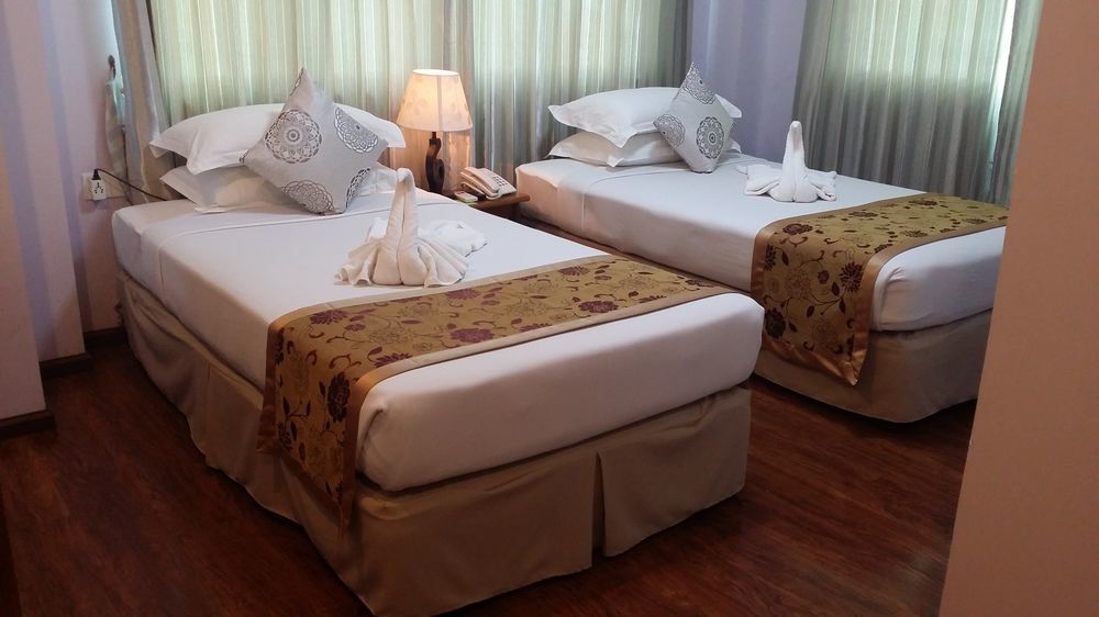 Great Glory Hotel Γιανγκόν Εξωτερικό φωτογραφία